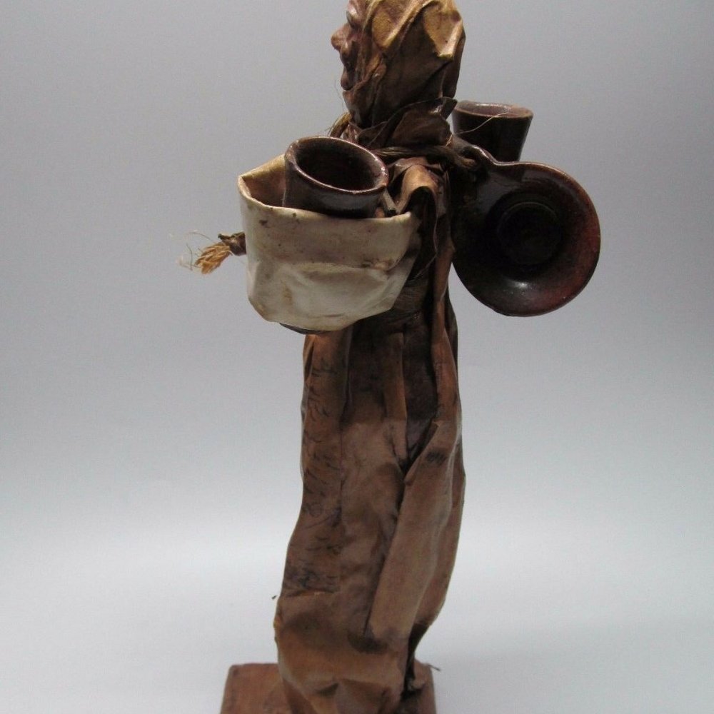 Vtg Paper Mache Folk Art Figurine - Picture 5 of 9
